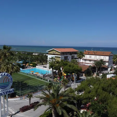 Üdülőpark Villaggio Calypso *